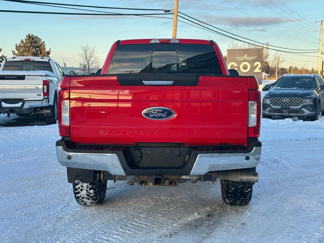 2017 Ford F-250 Super Duty SRW XLT 4WD CREW CAB 6.75' BOX Photo