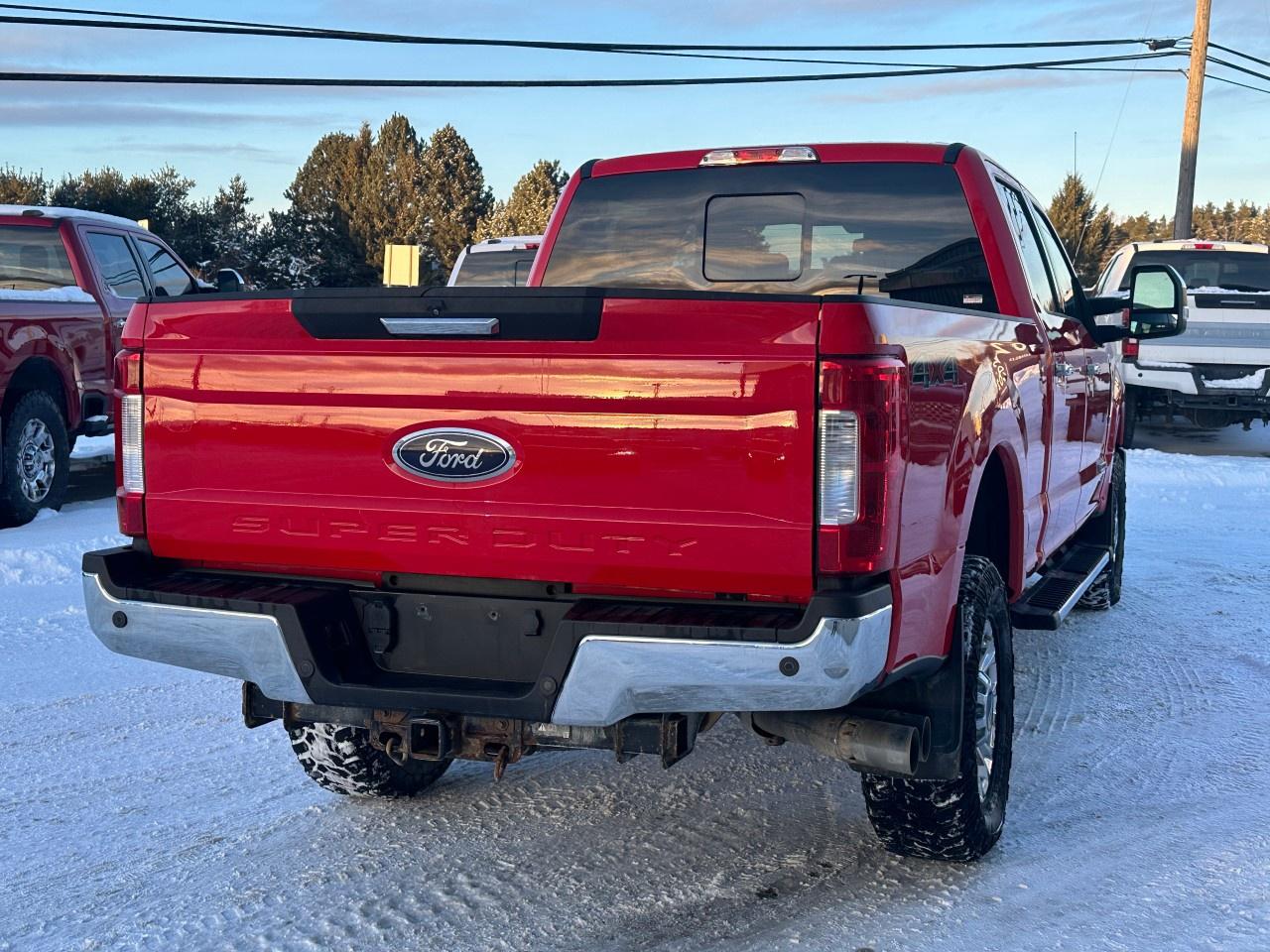 2017 Ford F-250 Super Duty SRW XLT 4WD CREW CAB 6.75' BOX Photo