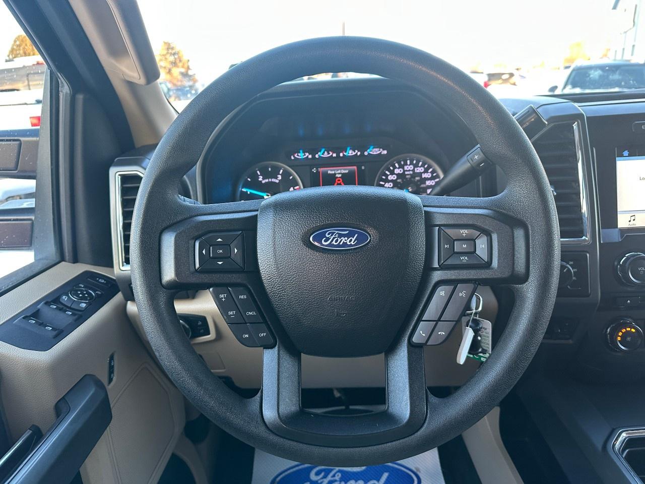 2017 Ford F-250 Super Duty SRW XLT 4WD CREW CAB 6.75' BOX Photo