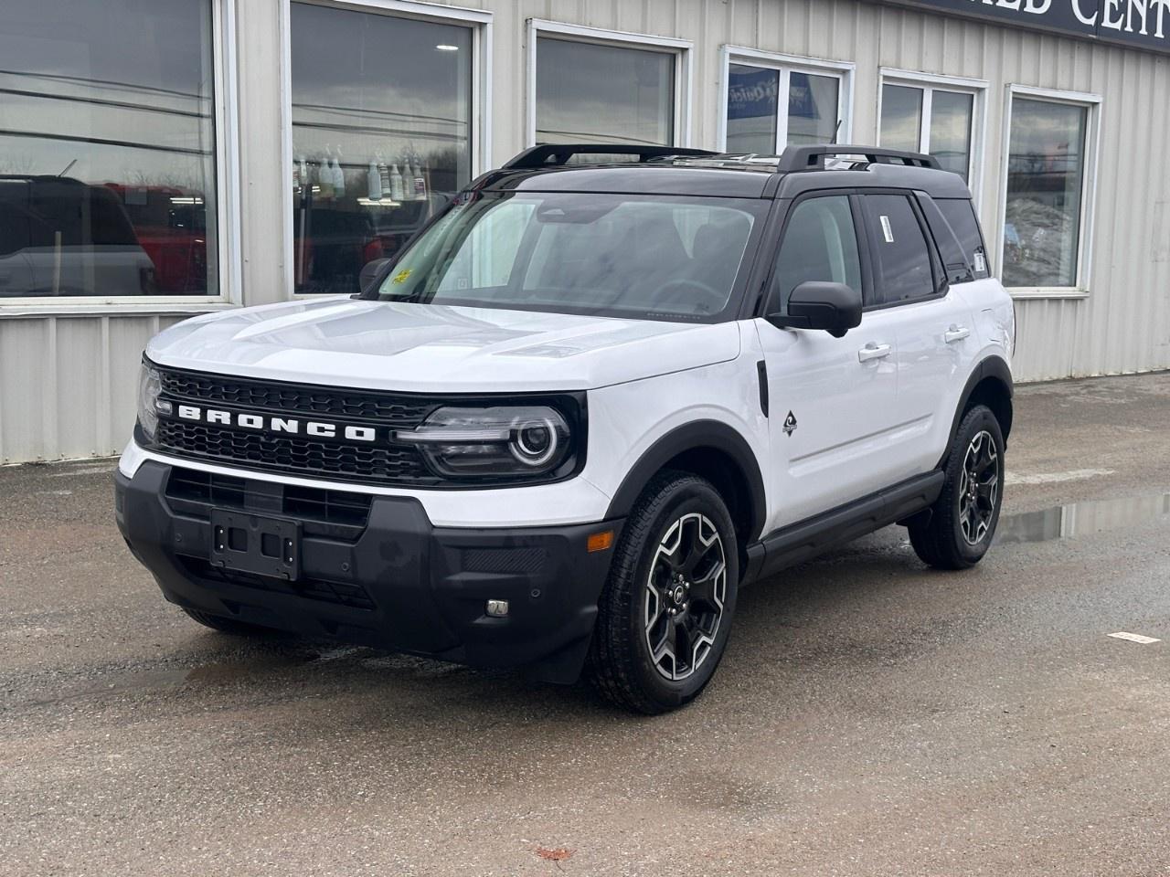 2025 Ford Bronco Sport Outer Banks 4x4 Photo2