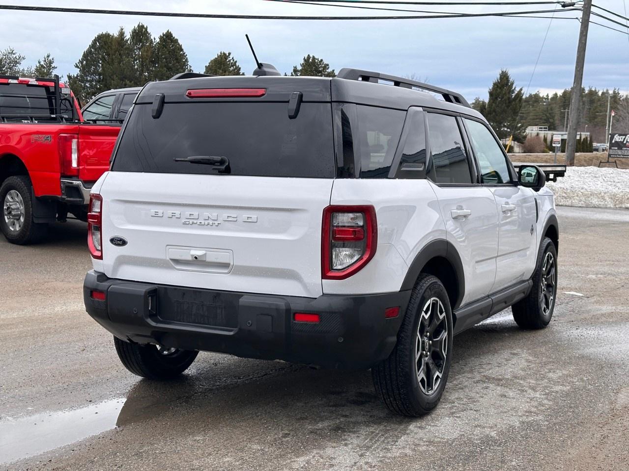 2025 Ford Bronco Sport Outer Banks 4x4 Photo