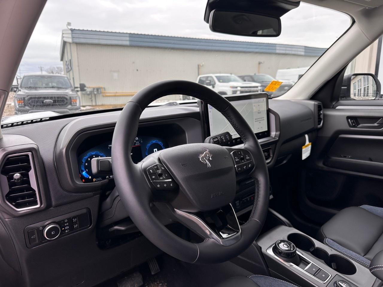 2025 Ford Bronco Sport Outer Banks 4x4 Photo