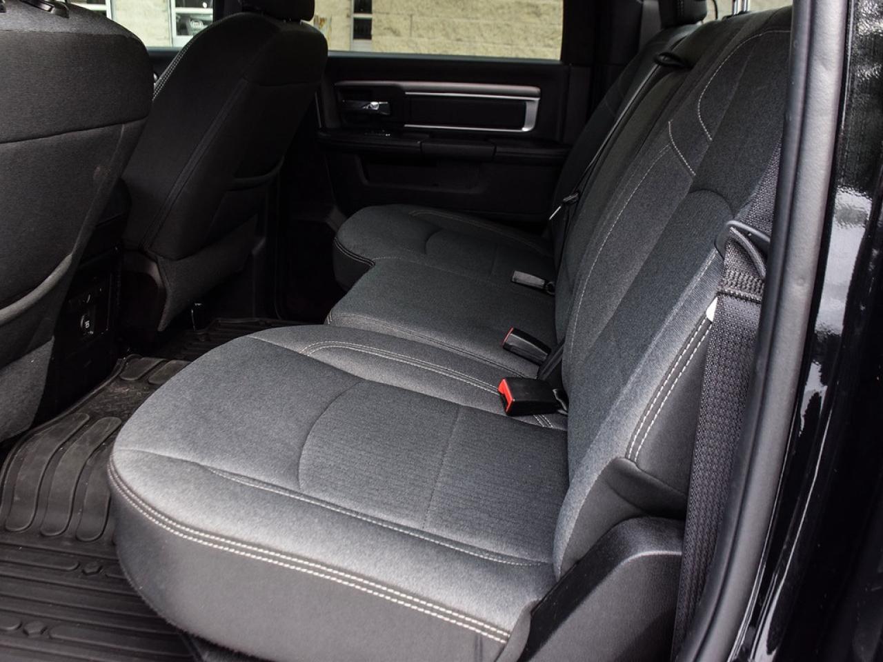 2022 RAM 1500 Classic SLT |WARLOCKI|20SBLACK|PUSHSTART|8.4NAV|HSEAT|BUCKETS| Photo