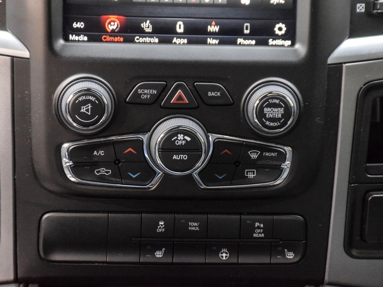 2022 RAM 1500 Classic SLT |WARLOCKI|20SBLACK|PUSHSTART|8.4NAV|HSEAT|BUCKETS| Photo