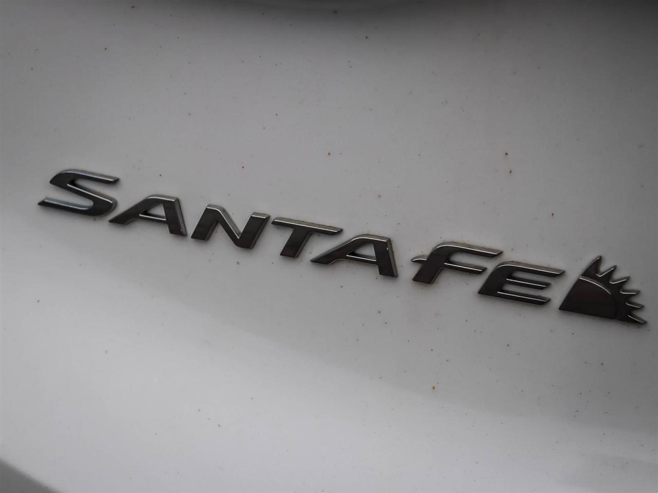 2019 Hyundai Santa Fe Preferred 2.4 Photo