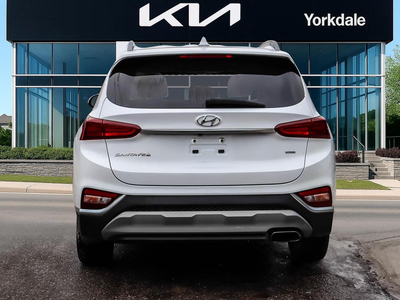 2019 Hyundai Santa Fe Preferred 2.4 Photo