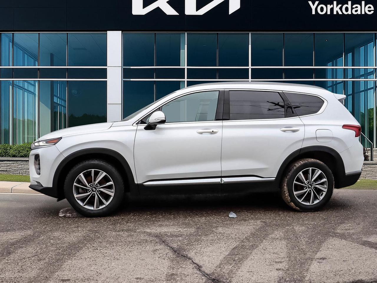 2019 Hyundai Santa Fe Preferred 2.4 Photo3