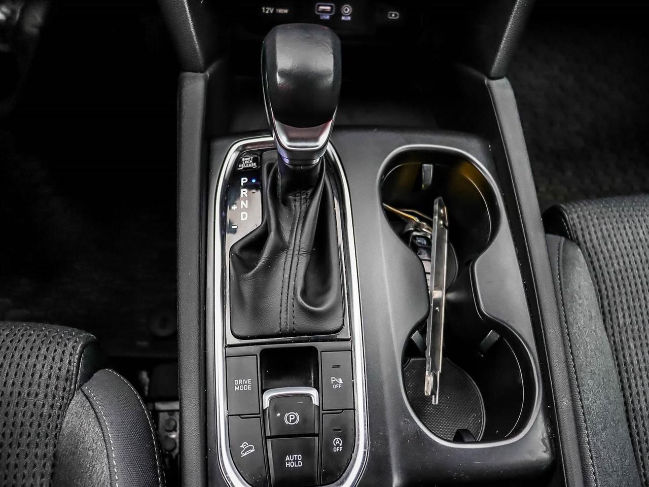 2019 Hyundai Santa Fe Preferred 2.4 Photo