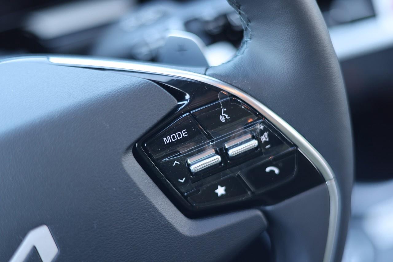 2026 Kia NIRO EX FWD Photo