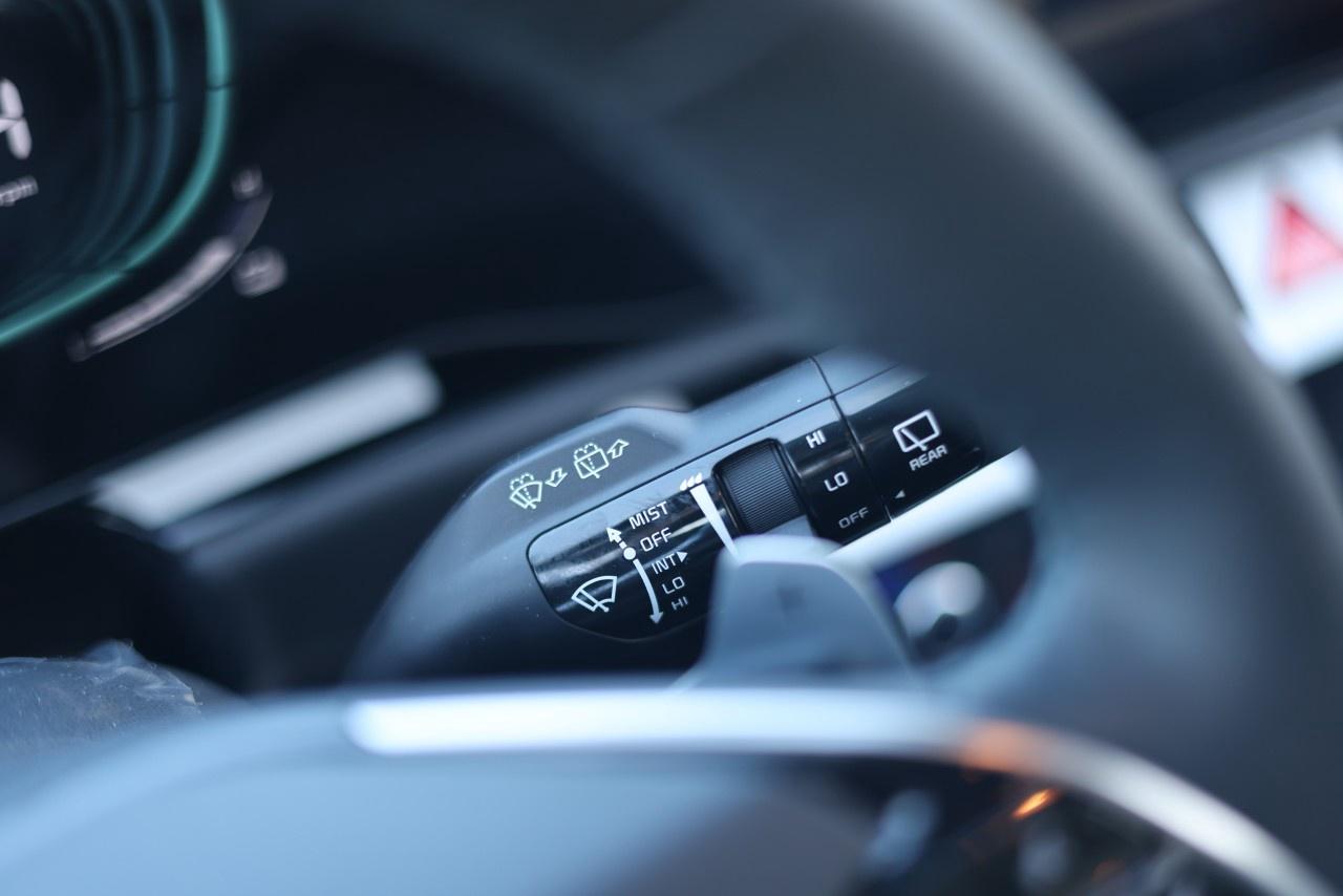 2026 Kia NIRO EX FWD Photo