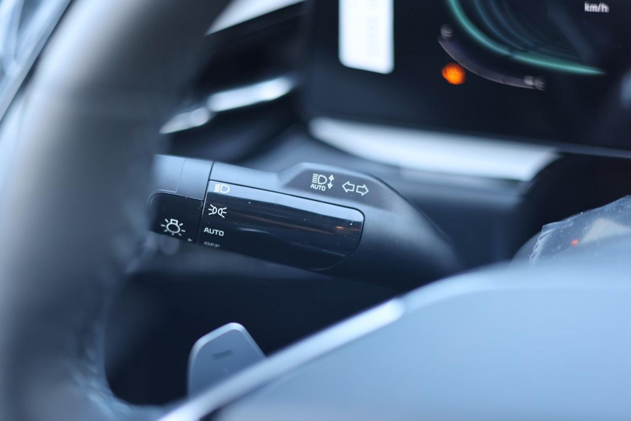 2026 Kia NIRO EX FWD Photo