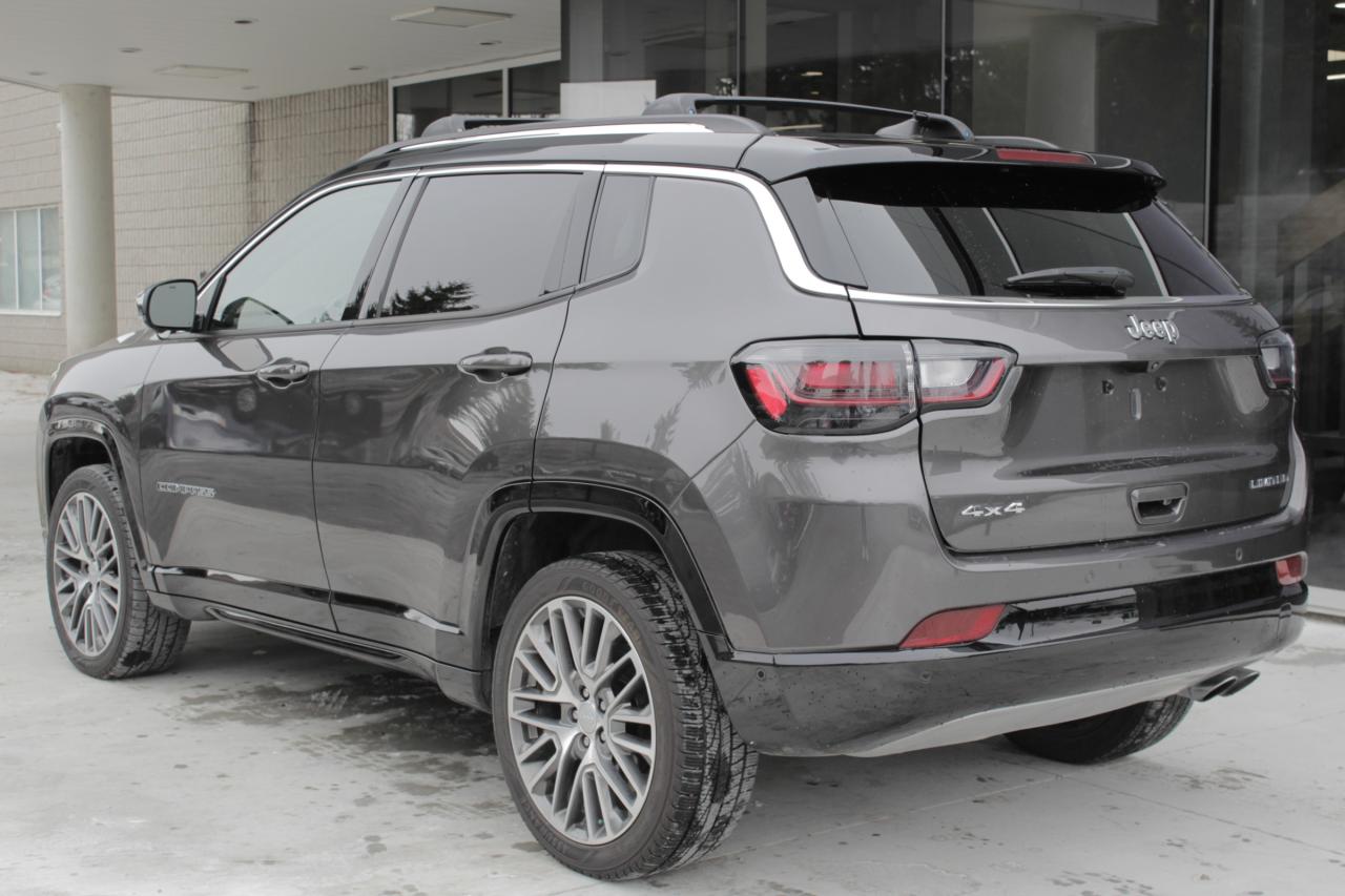 2022 Jeep Compass LIMITED Photo2