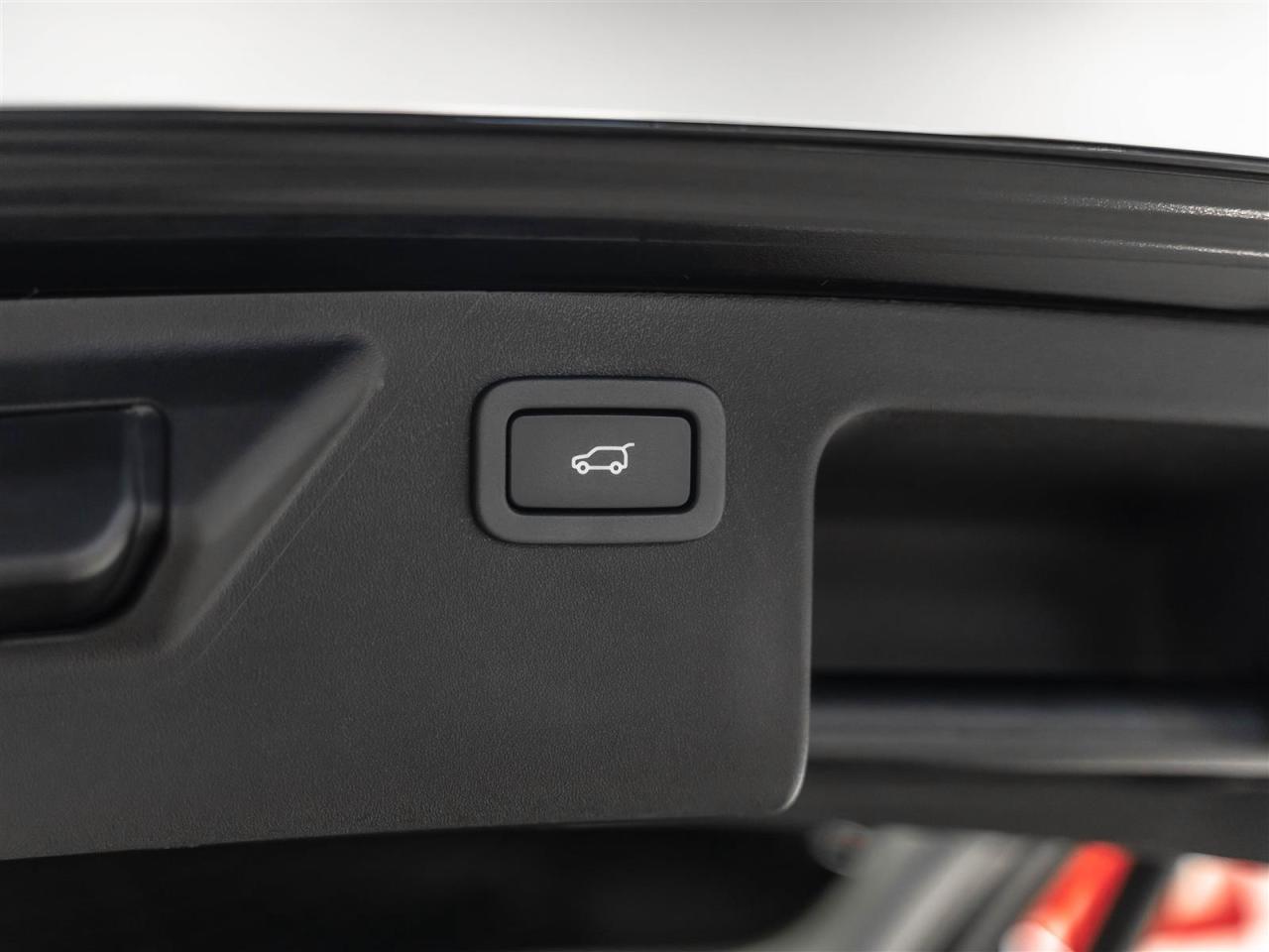 2017 Land Rover Discovery Sport $240 BI WEEKLY $2000 DOWN|HSE|BLACK PACK|MERIDIAN|BLINDSPOT|NAVI|REARCAM|PANO Photo