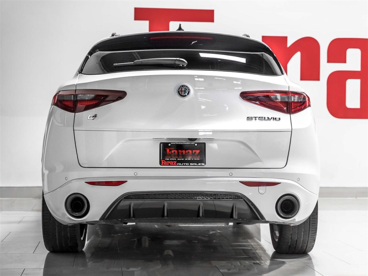 2022 Alfa Romeo Stelvio VELOCE|Q4|ADAPT CRUISE|HARMAN KARDON|BLINDSPOT|PANO|LOADED Photo3