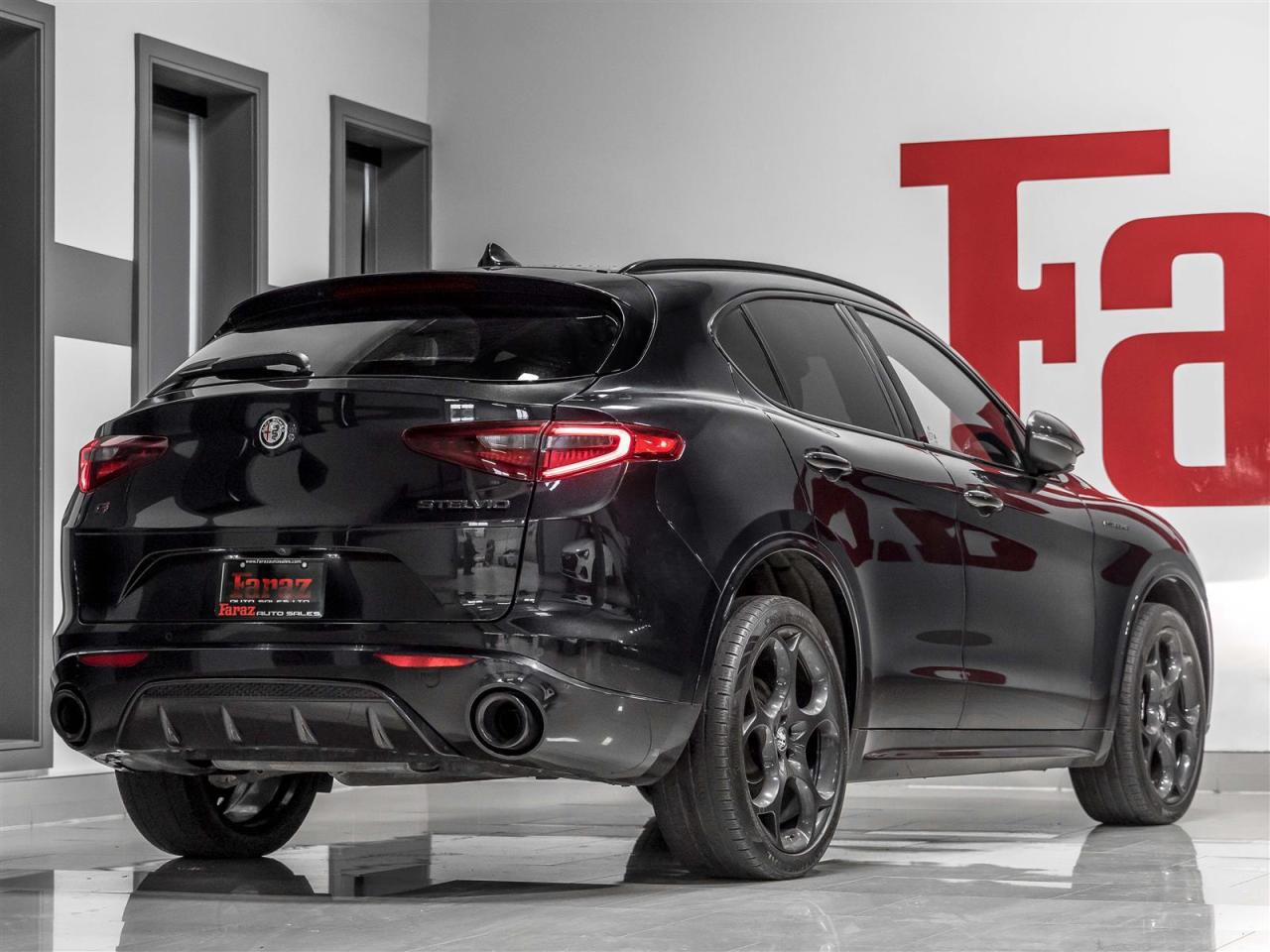 2023 Alfa Romeo Stelvio ESTREMA|Q4|CARBON EXTERIOR PKG|HARMAN KARDON|BLINDSPOT|ADAPT CRUISE Photo