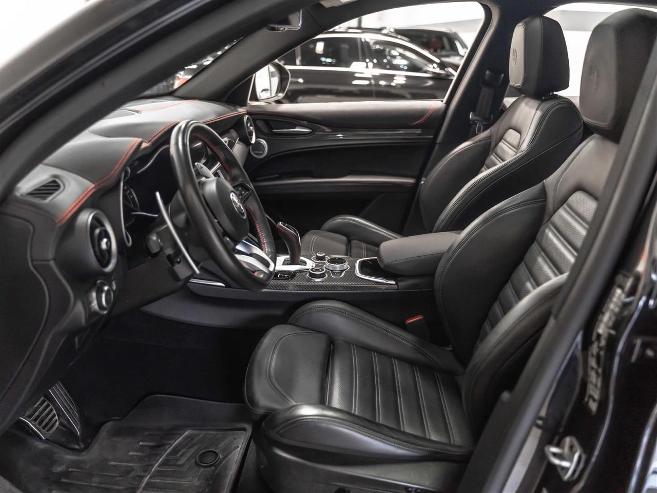 2023 Alfa Romeo Stelvio $315 BI WEEKLY $5000 DOWN|ESTREMA|Q4|CARBON EXTERIOR PKG|HARMAN KARDON|BLINDSPOT|ADAPT CRUISE Photo