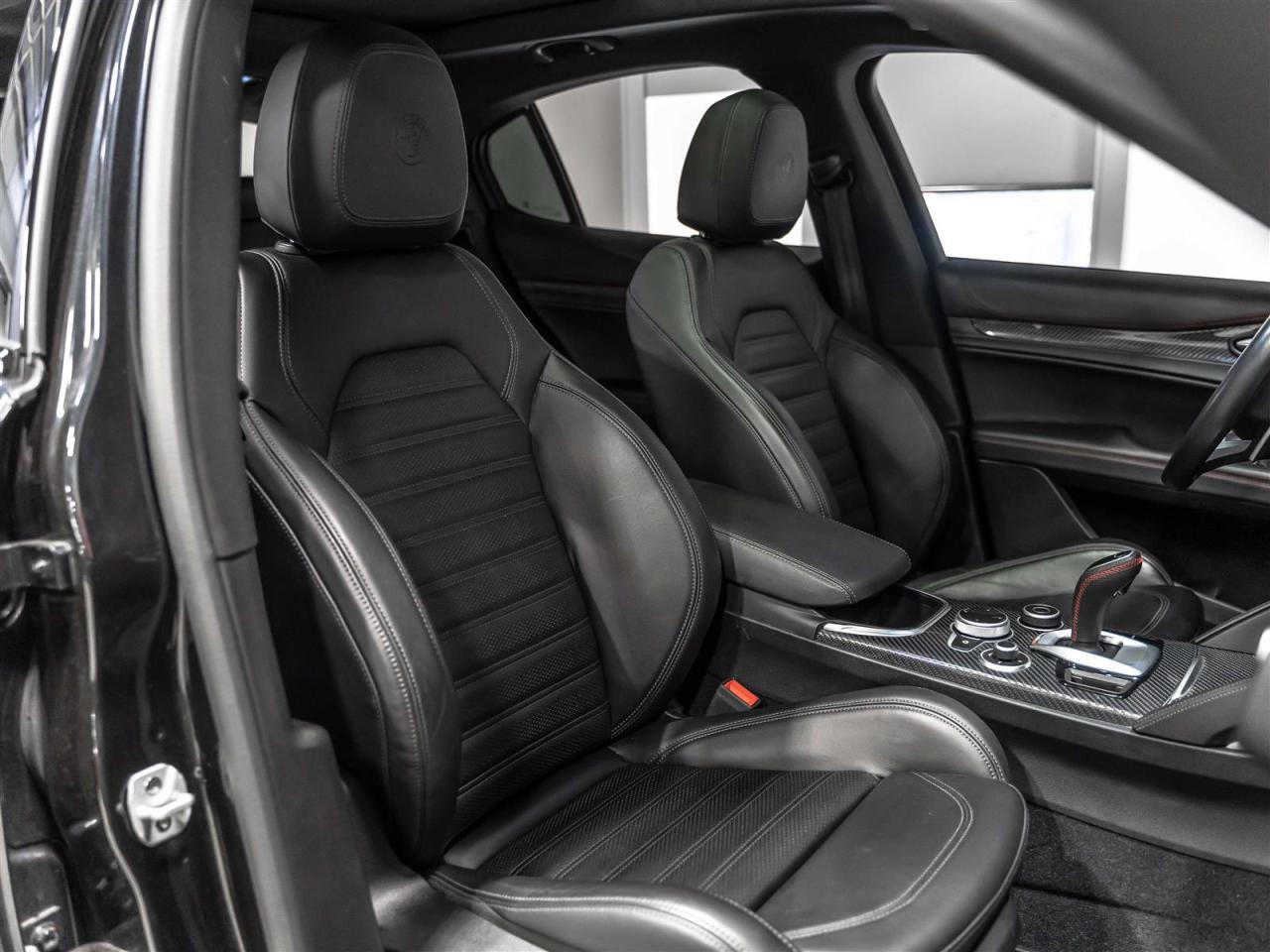 2023 Alfa Romeo Stelvio ESTREMA|Q4|CARBON EXTERIOR PKG|HARMAN KARDON|BLINDSPOT|ADAPT CRUISE Photo