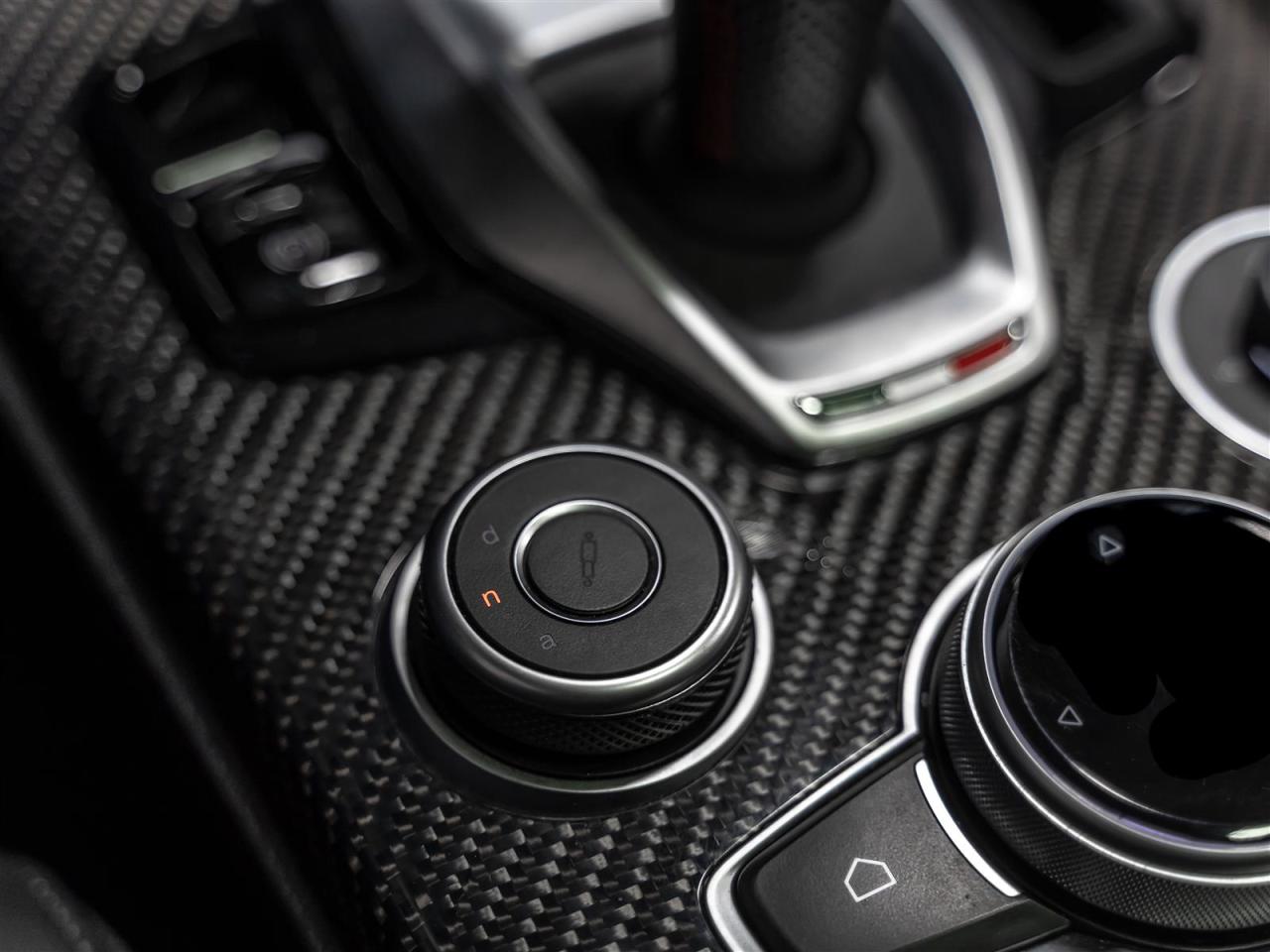 2023 Alfa Romeo Stelvio $315 BI WEEKLY $5000 DOWN|ESTREMA|Q4|CARBON EXTERIOR PKG|HARMAN KARDON|BLINDSPOT|ADAPT CRUISE Photo