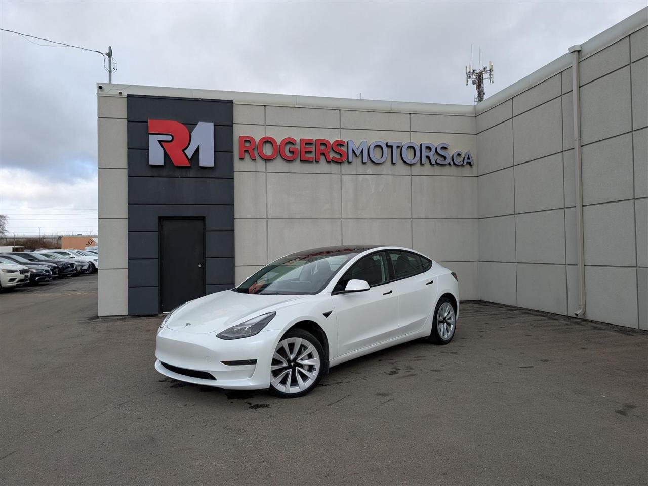 Used 2023 Tesla Model 3 STANDARD for sale in Oakville, ON