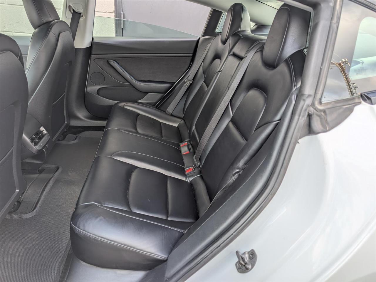 2023 Tesla Model 3 STANDARD Photo