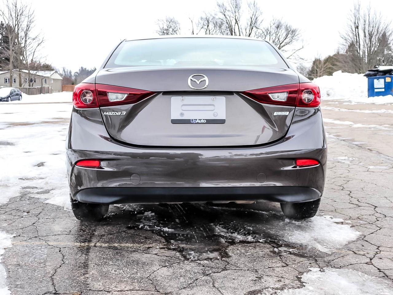 2015 Mazda MAZDA3 GX Photo3