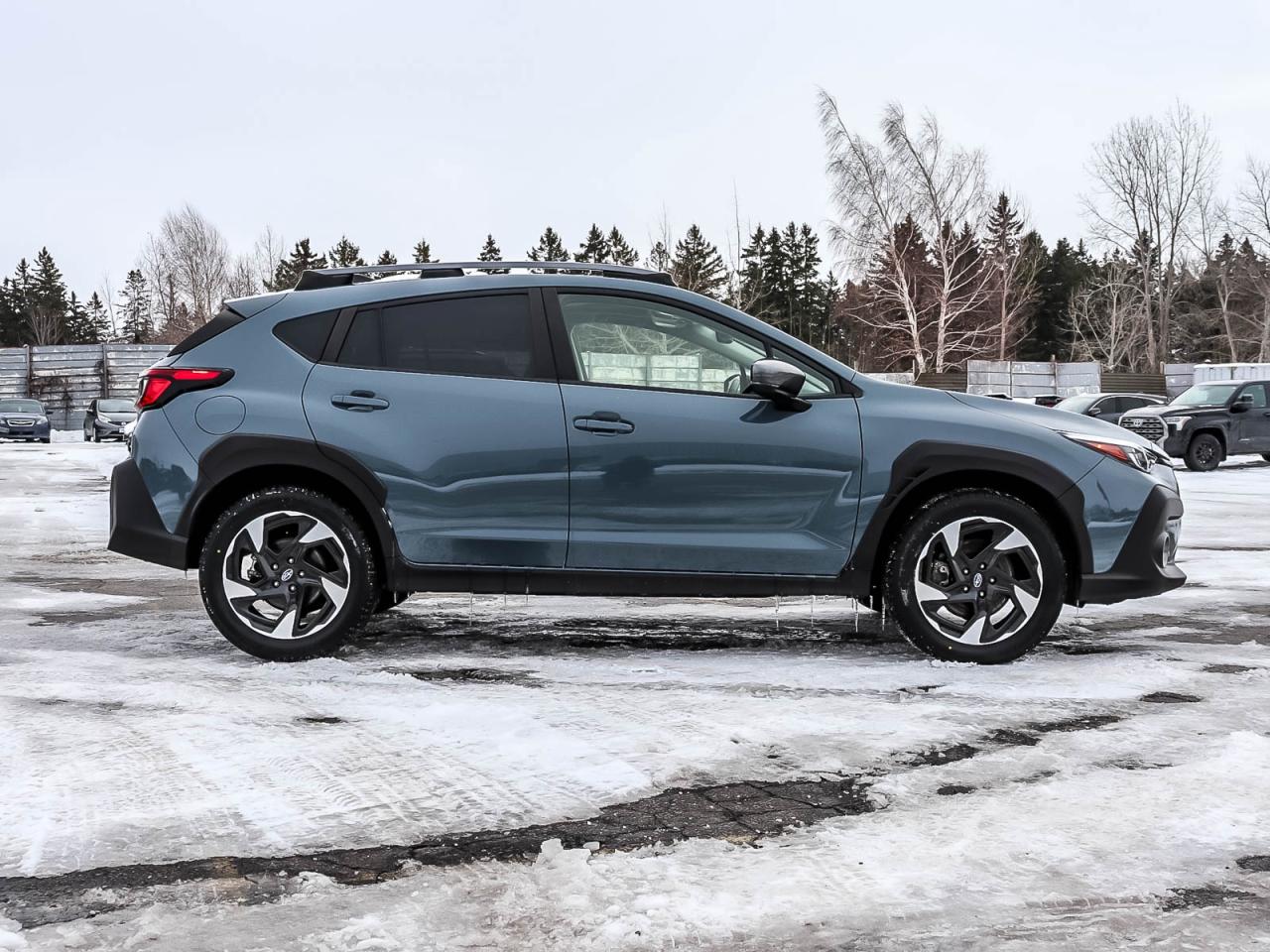 2024 Subaru XV Crosstrek Limited Photo2