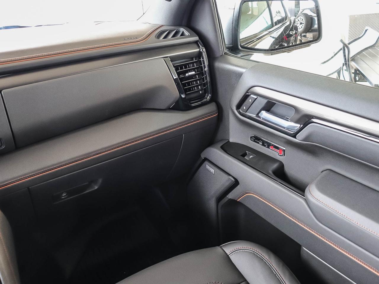 2026 GMC Sierra 1500 AT4 CREW CAB 4WD Photo