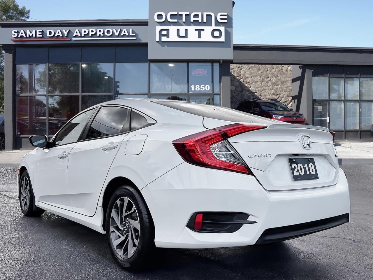 2018 Honda Civic SE CVT Photo3