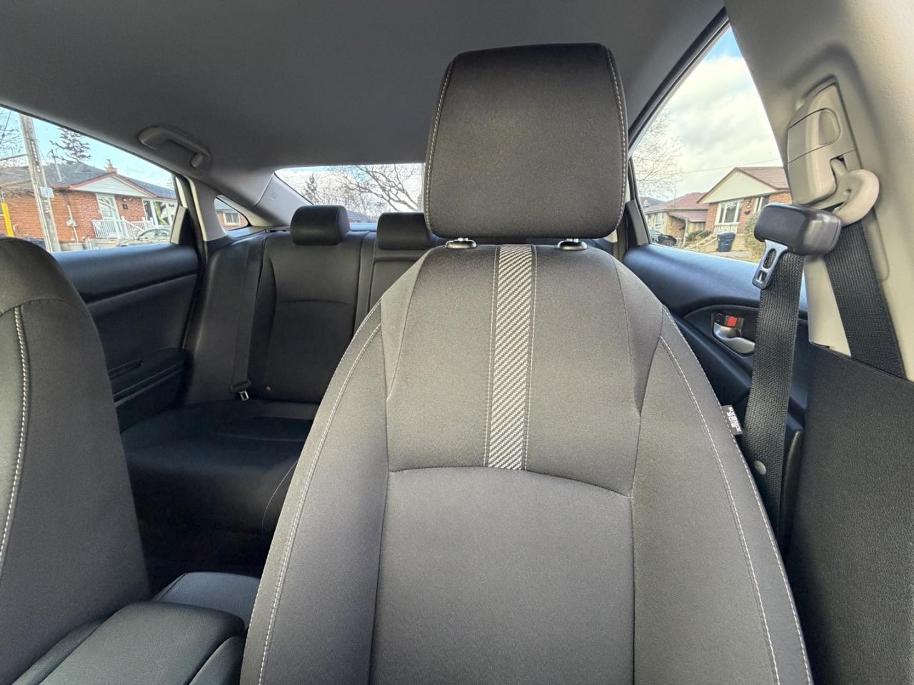 2018 Honda Civic SE CVT - Photo #24