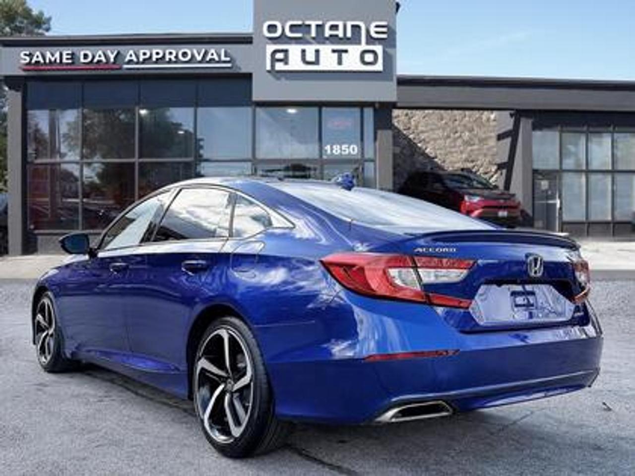 2019 Honda Accord Sedan Sport CVT Photo3