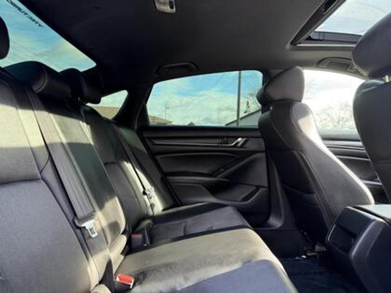 2019 Honda Accord Sedan Sport CVT Photo