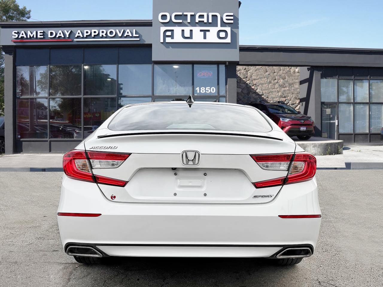 2022 Honda Accord Sport CVT Photo4