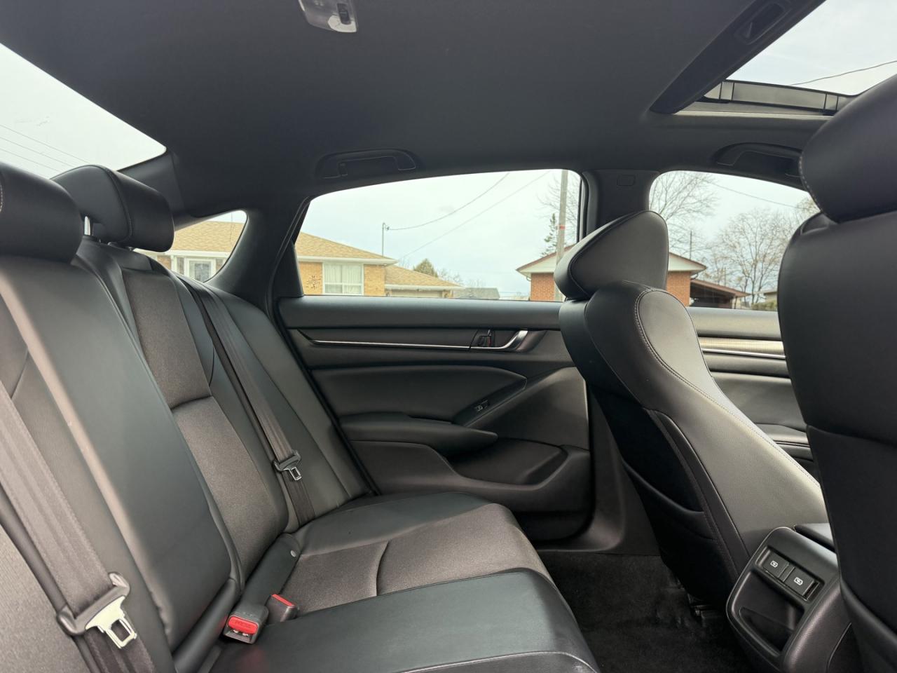 2022 Honda Accord Sport CVT - Photo #10