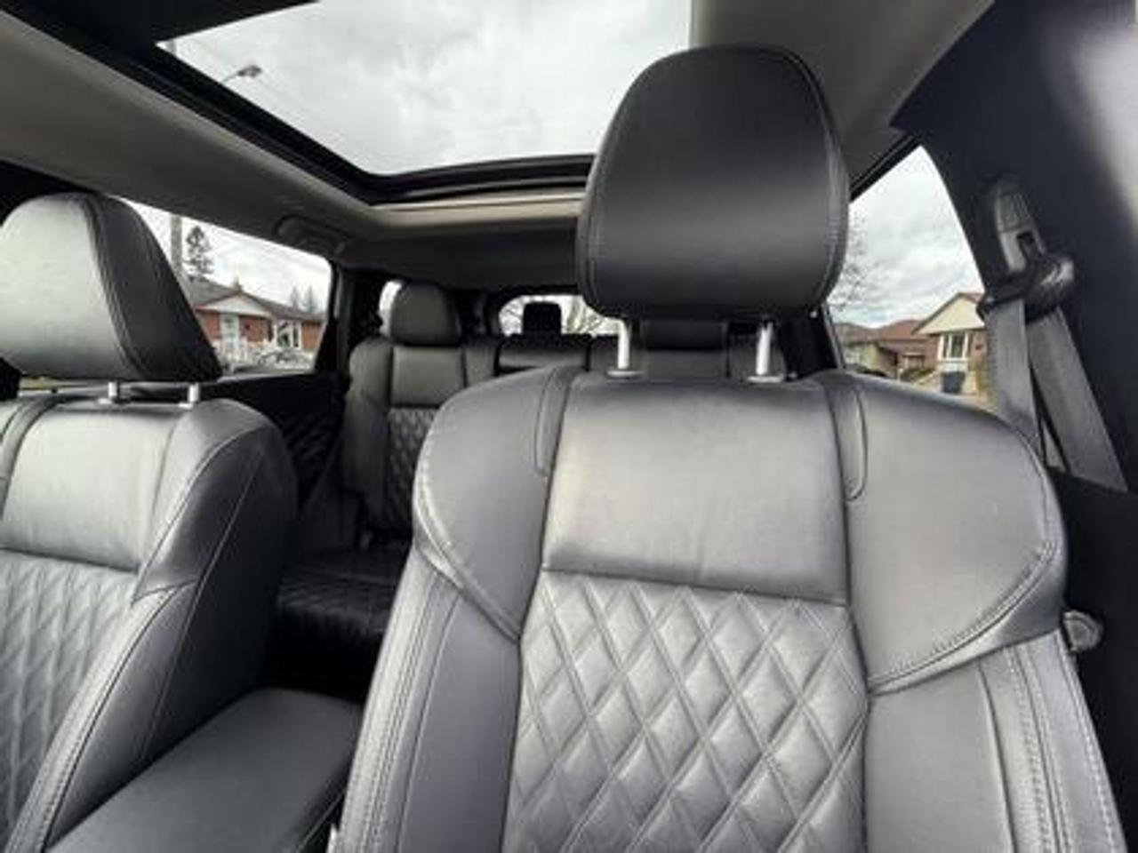 2023 Mitsubishi Outlander Phev SEL S-AWC Photo