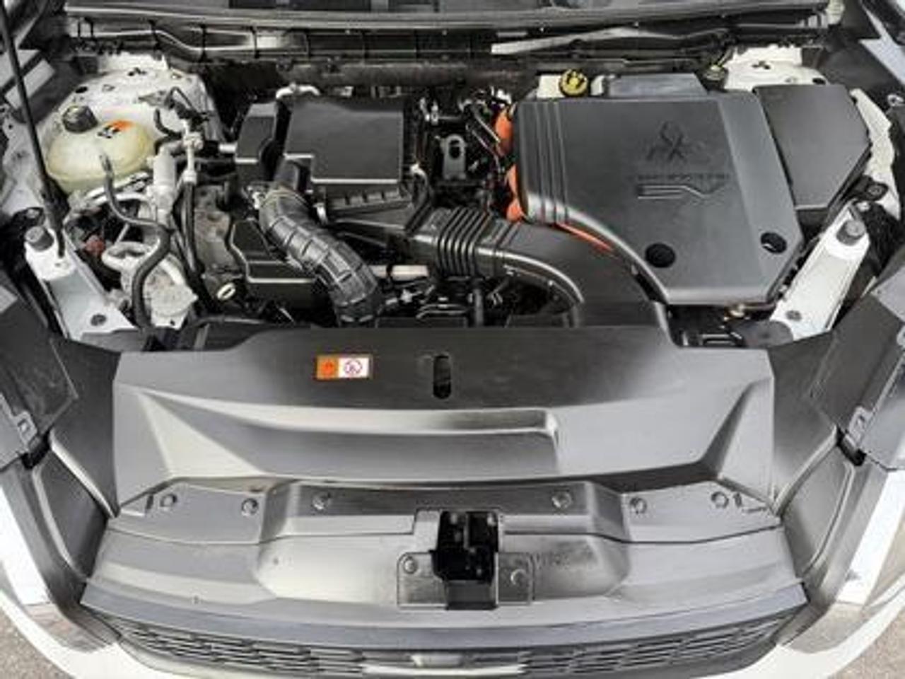 2023 Mitsubishi Outlander Phev SEL S-AWC Photo