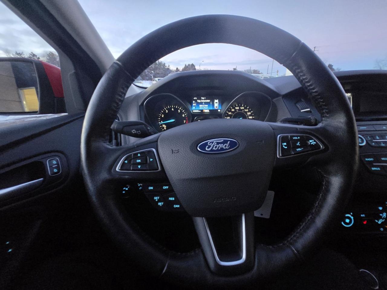 2017 Ford Focus LOCAL TRADE, LOW KM'S!  HEATED SEATS AND WHEEL! Photo