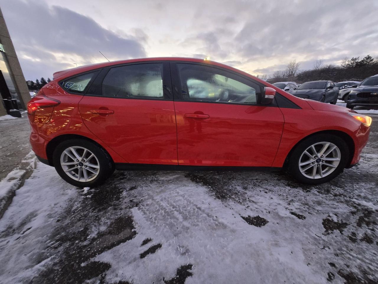 Used 2017 Ford Focus LOCAL TRADE, LOW KM'S!  HEATED SEATS AND WHEEL! for sale in New Hamburg, ON