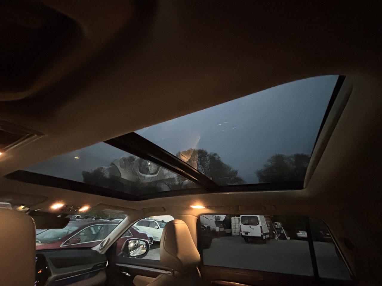 2021 Toyota Highlander HYBRID Limited AWD Photo