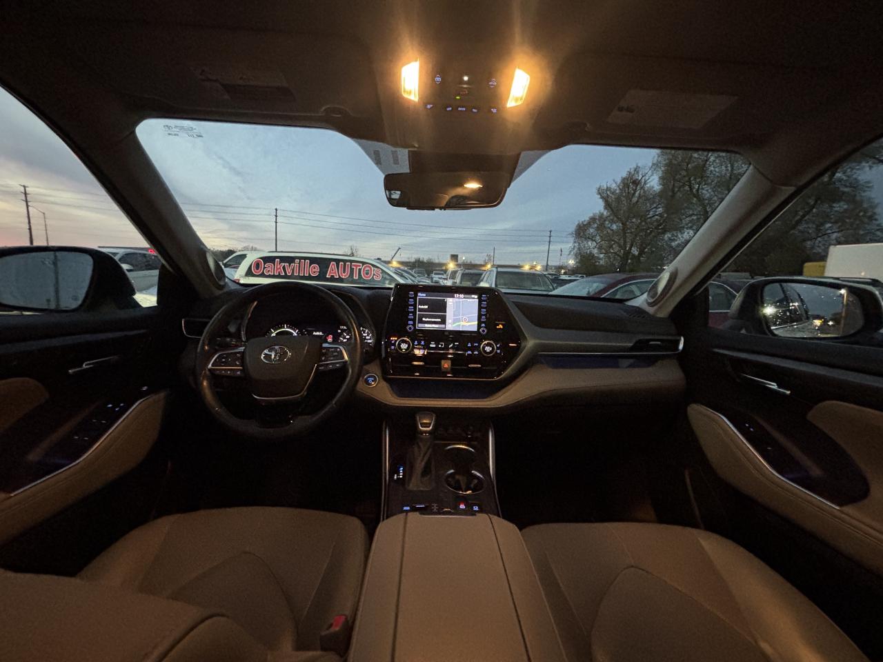 2021 Toyota Highlander HYBRID Limited AWD Photo