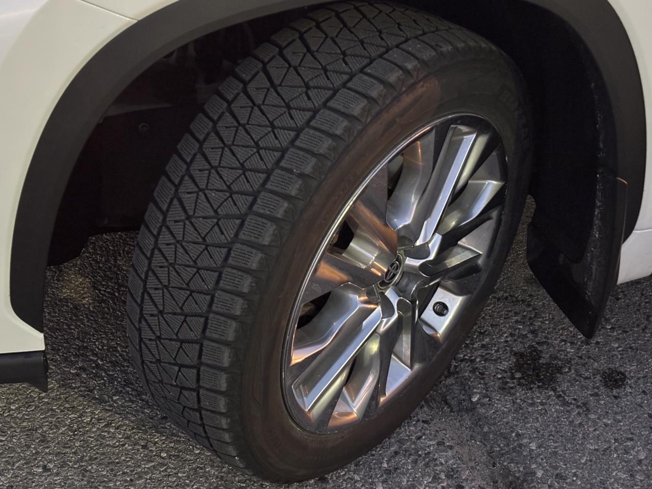 2021 Toyota Highlander HYBRID Limited AWD Photo