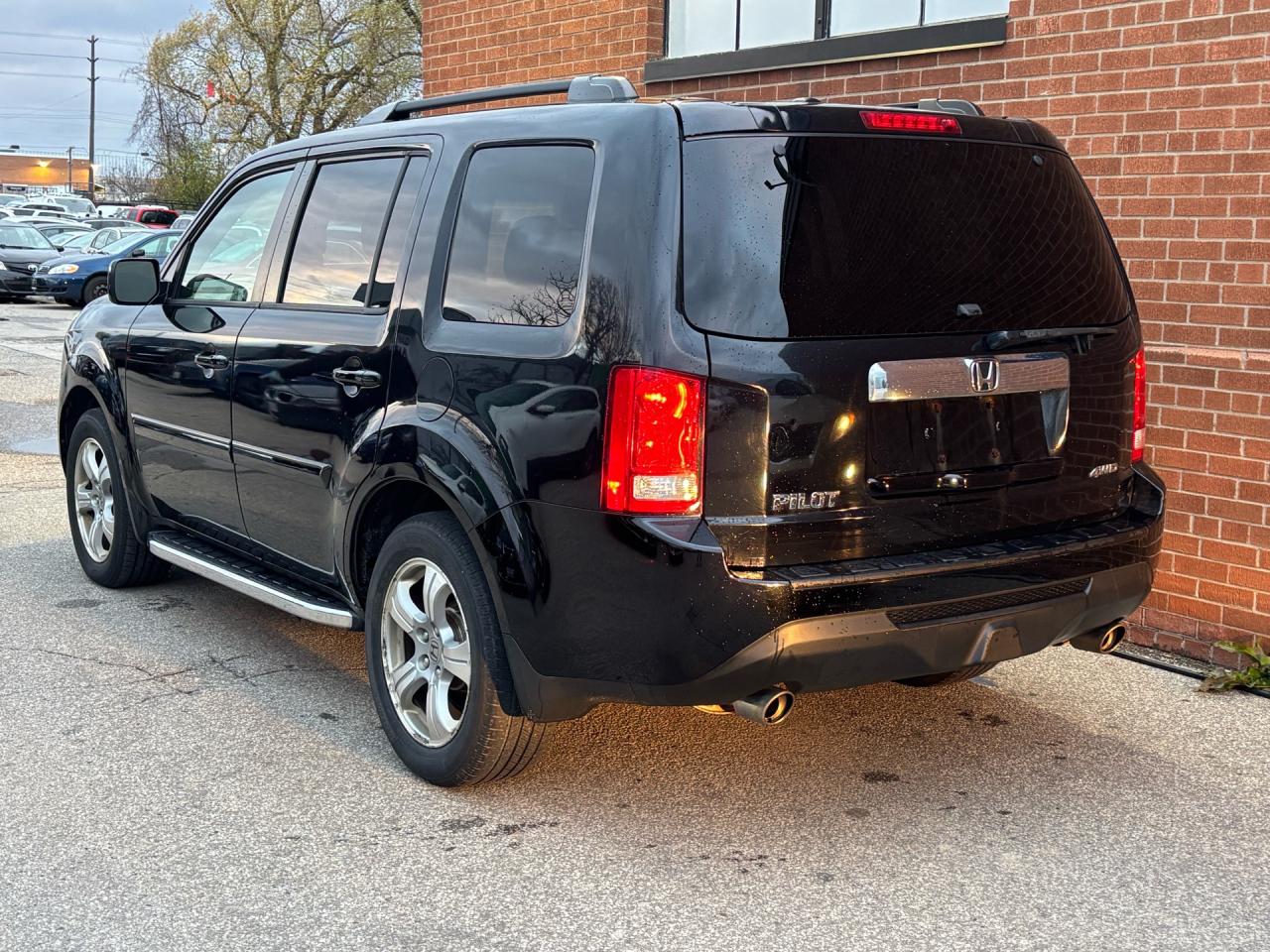 2012 Honda Pilot 4WD 4dr EX-L Photo