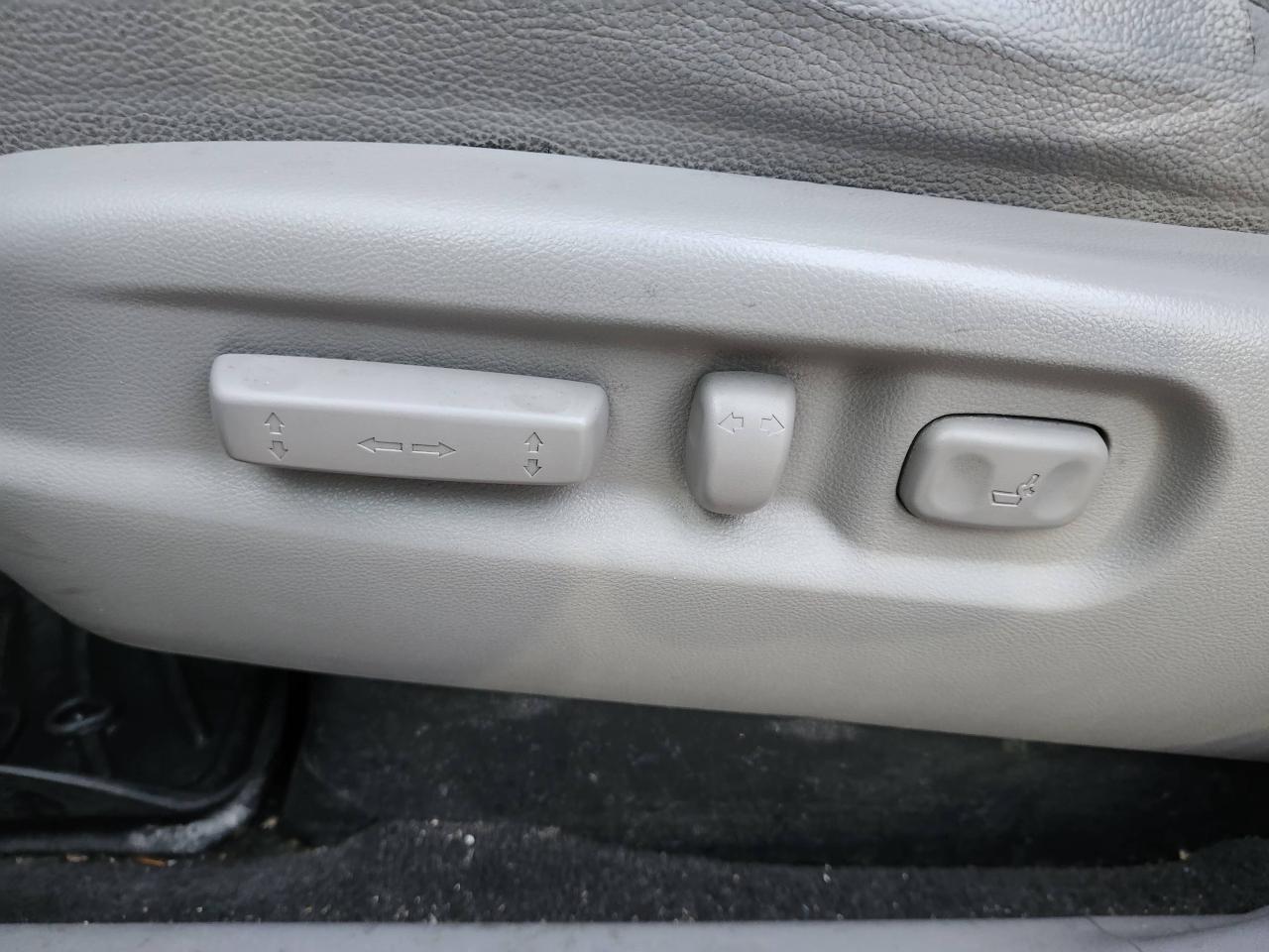 2012 Honda Pilot 4WD 4dr EX-L Photo