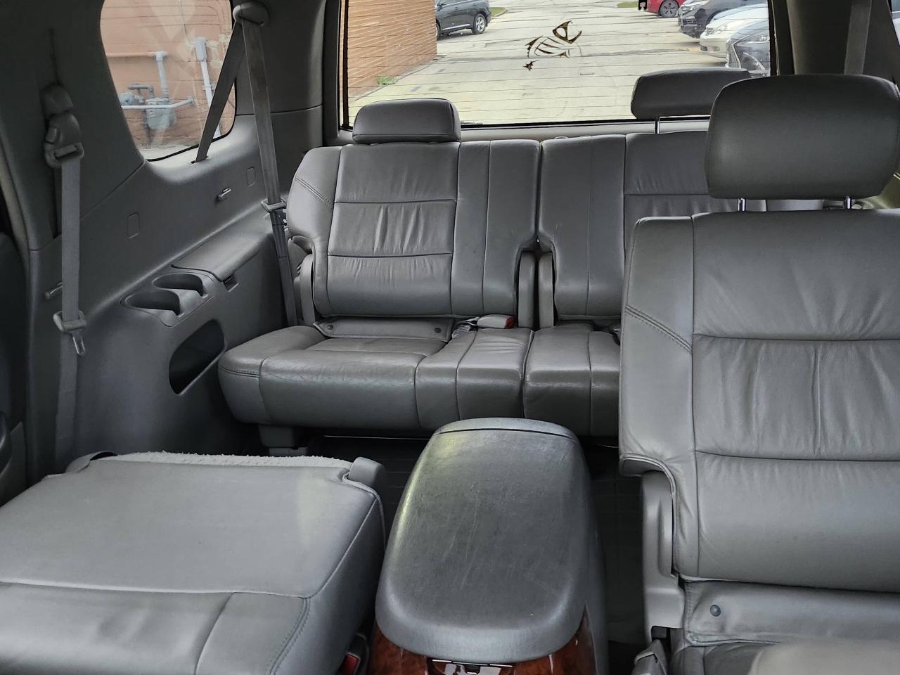 2007 Toyota Sequoia 4WD 4DR LIMITED Photo