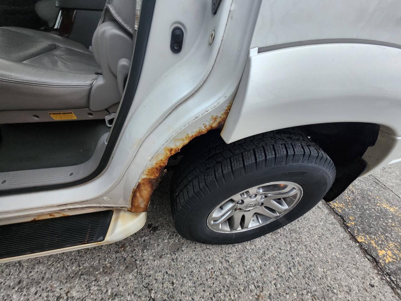 2007 Toyota Sequoia 4WD 4DR LIMITED Photo