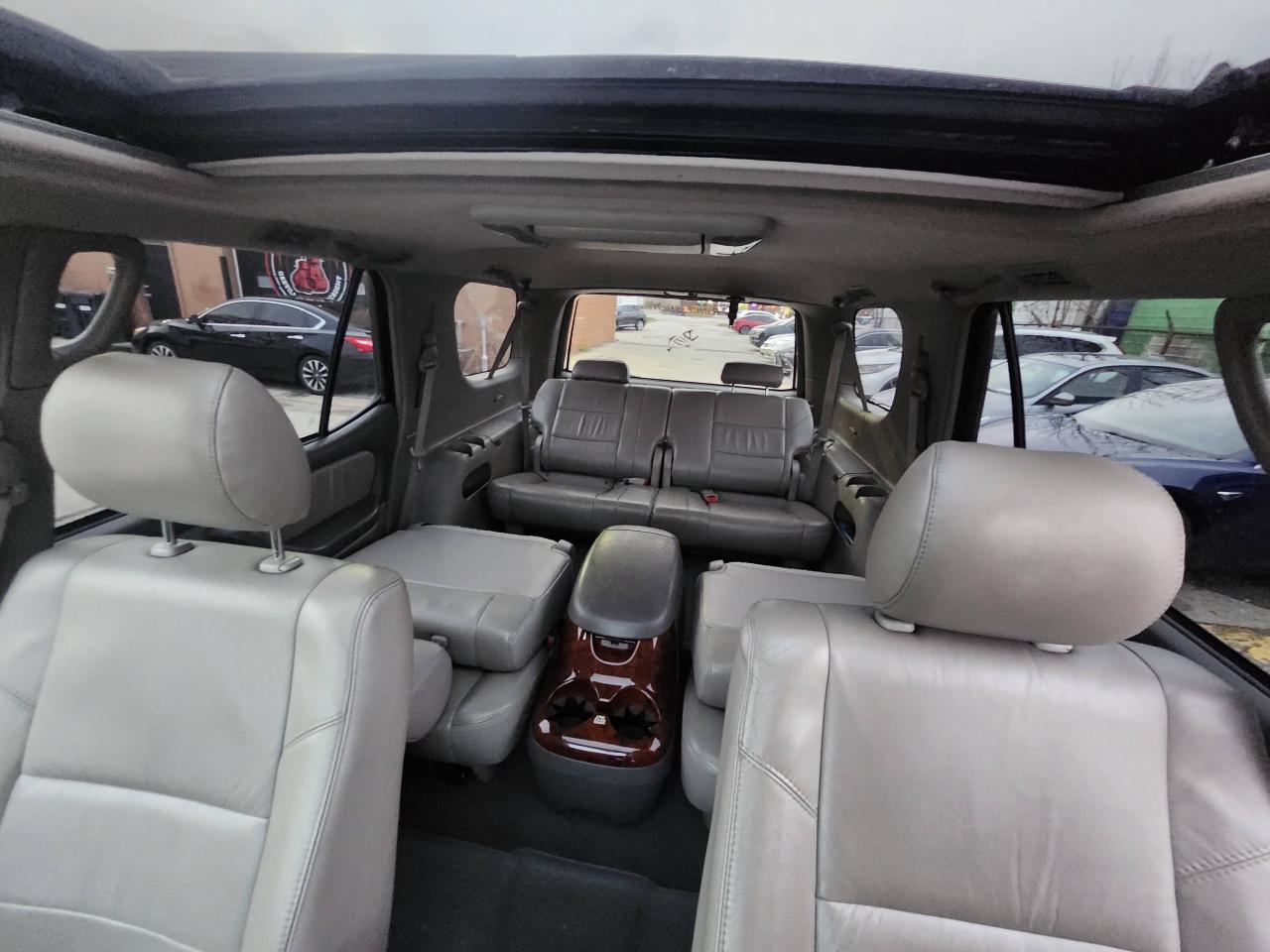 2007 Toyota Sequoia 4WD 4DR LIMITED Photo