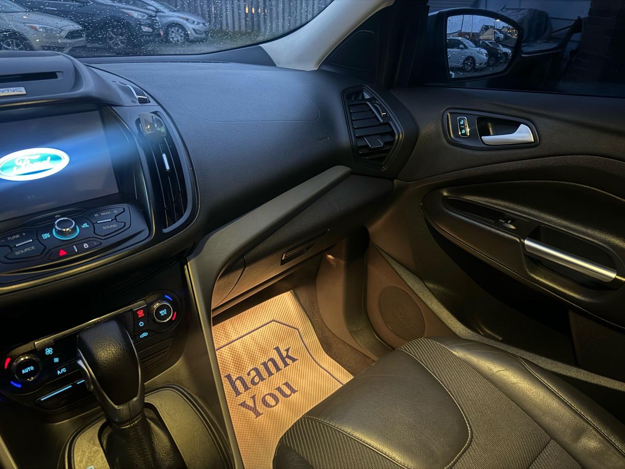 2016 Ford Escape SE - Photo #8