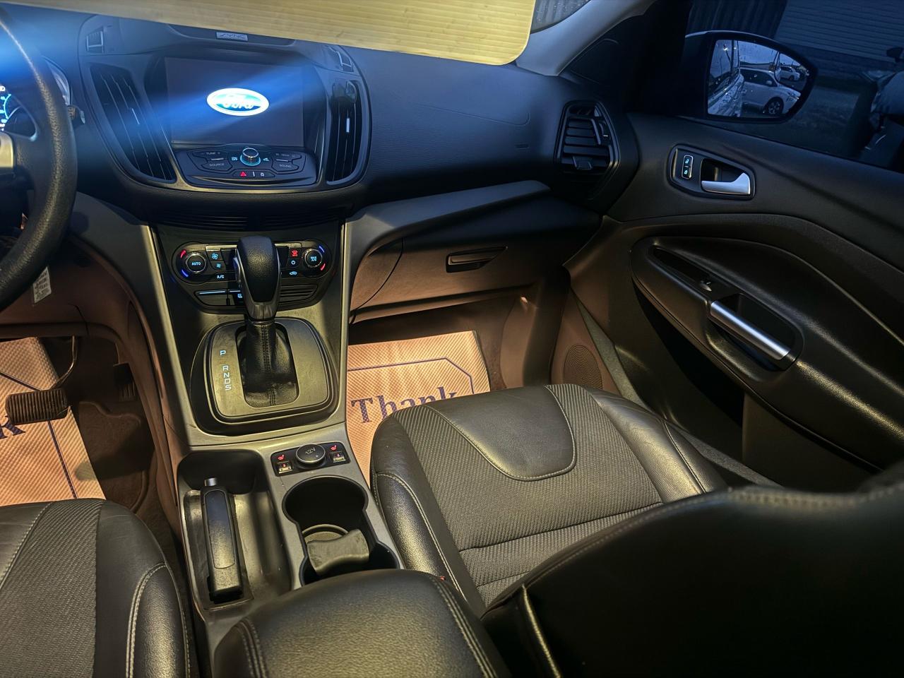 2016 Ford Escape SE - Photo #11