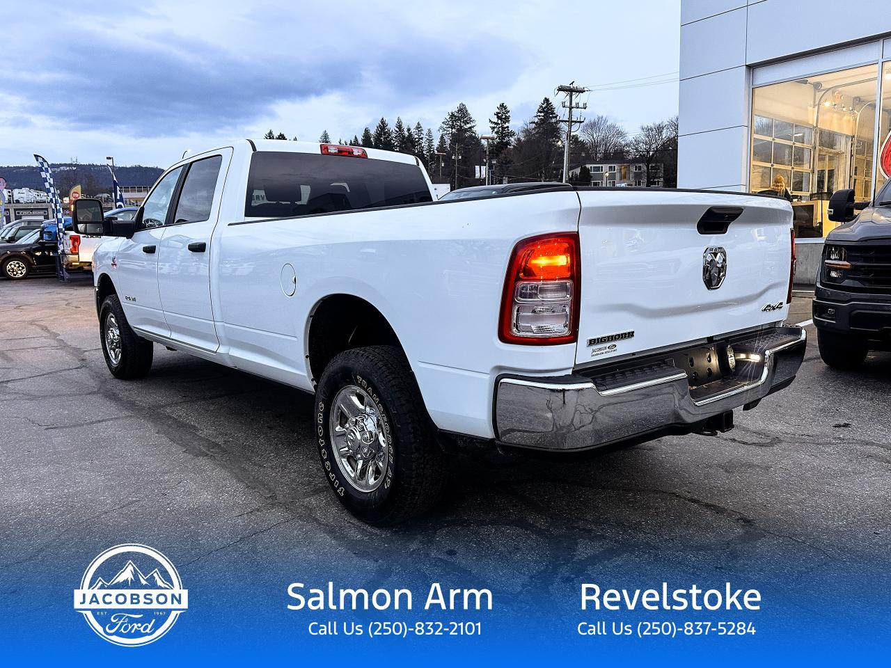 2024 RAM 3500 Big Horn Photo2