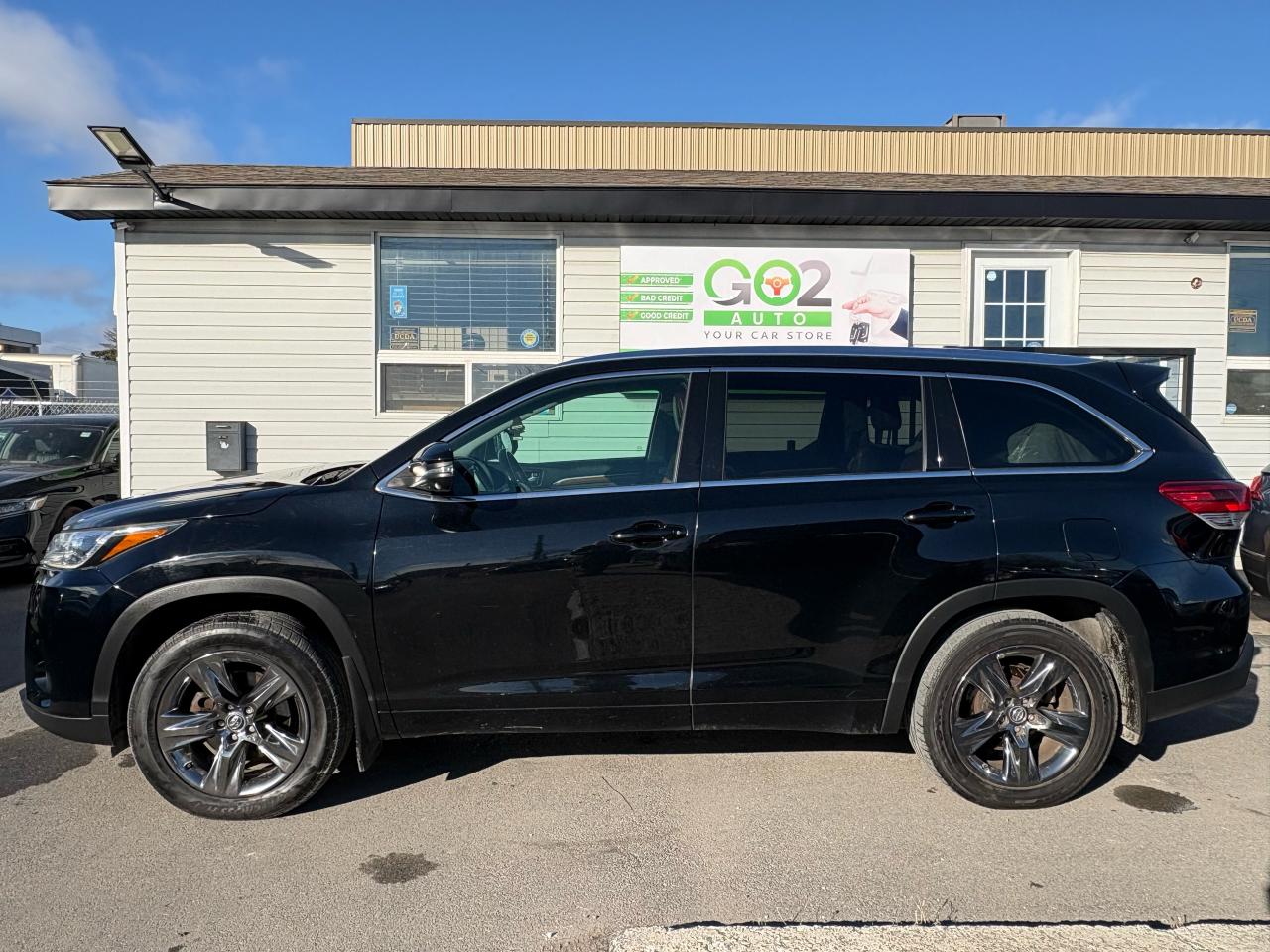 2017 Toyota Highlander LIMITED  - Photo #8