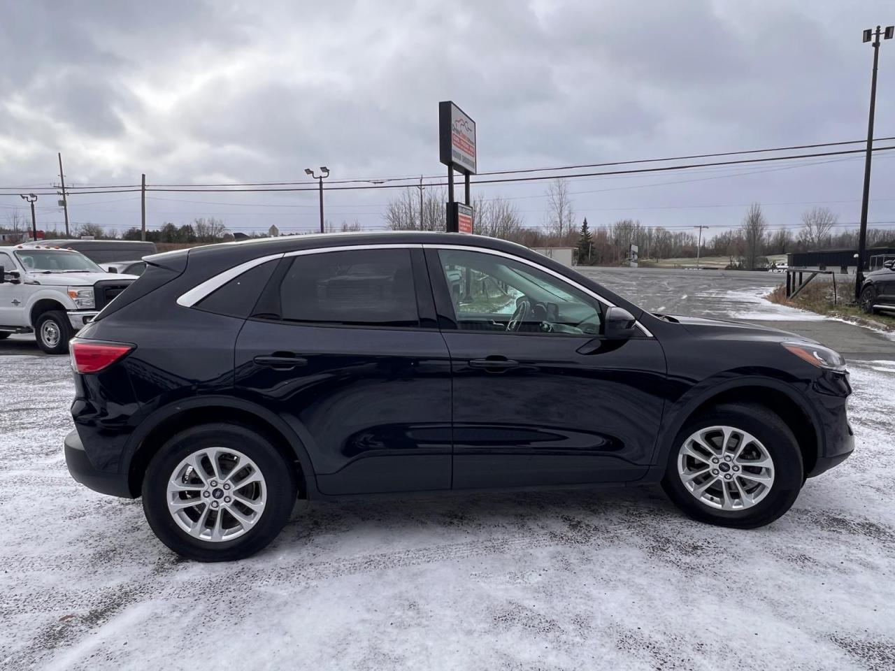 2021 Ford Escape SE AWD - Photo #6